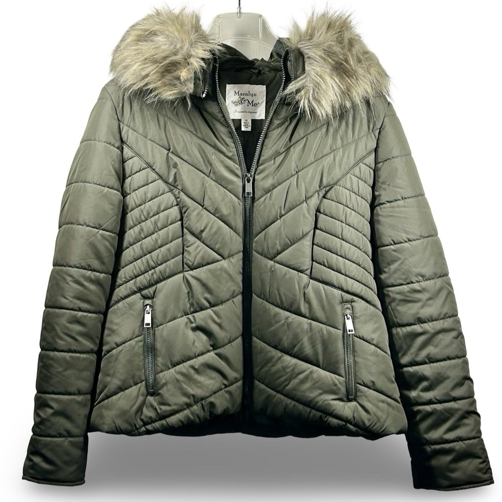 Maralyn & Me Faux Fur Hooded Quilted Puffer Jacket Size XL Preppy Fitted Neutral